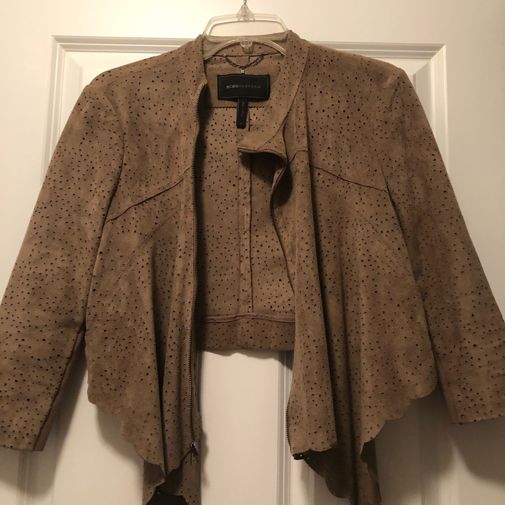 Bcbg faux suede cropped 3/4 sleeve jacket